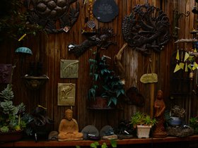 inside-aslans-garden_4908911379_o.jpg