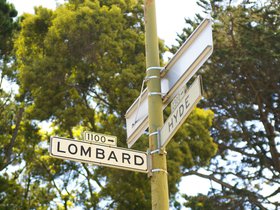 corner-of-lombard-and-hyde_4911855608_o.jpg