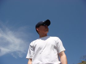ben-unknowingly-posing_4913674880_o.jpg