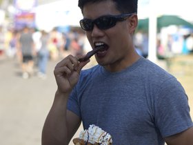 eatting-chocolate-covered-bacon-1_4904553816_o.jpg