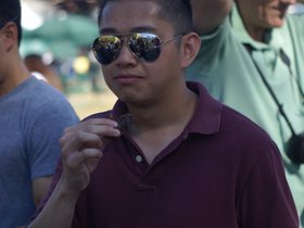 jon-eatting-chocolate-covered-bacon-6_4903980455_o.jpg