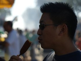 ray-eatting-a-corn-dog_4904596012_o.jpg