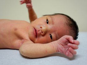 baby-exam_8064374287_o.jpg
