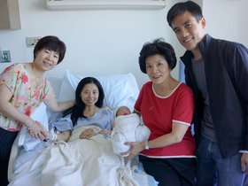 family-picture_8064361747_o.jpg
