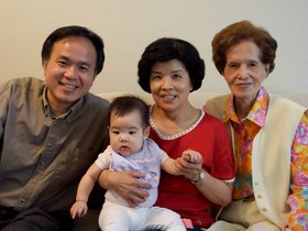 great-aunt-and-uncle-visiting_8713368108_o.jpg